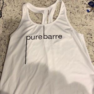 CUTE pure barre tank with slit back!